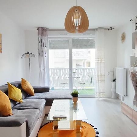 Chic Apart With Parking Near Paris Apartment Epinay-sur-Seine Exterior photo