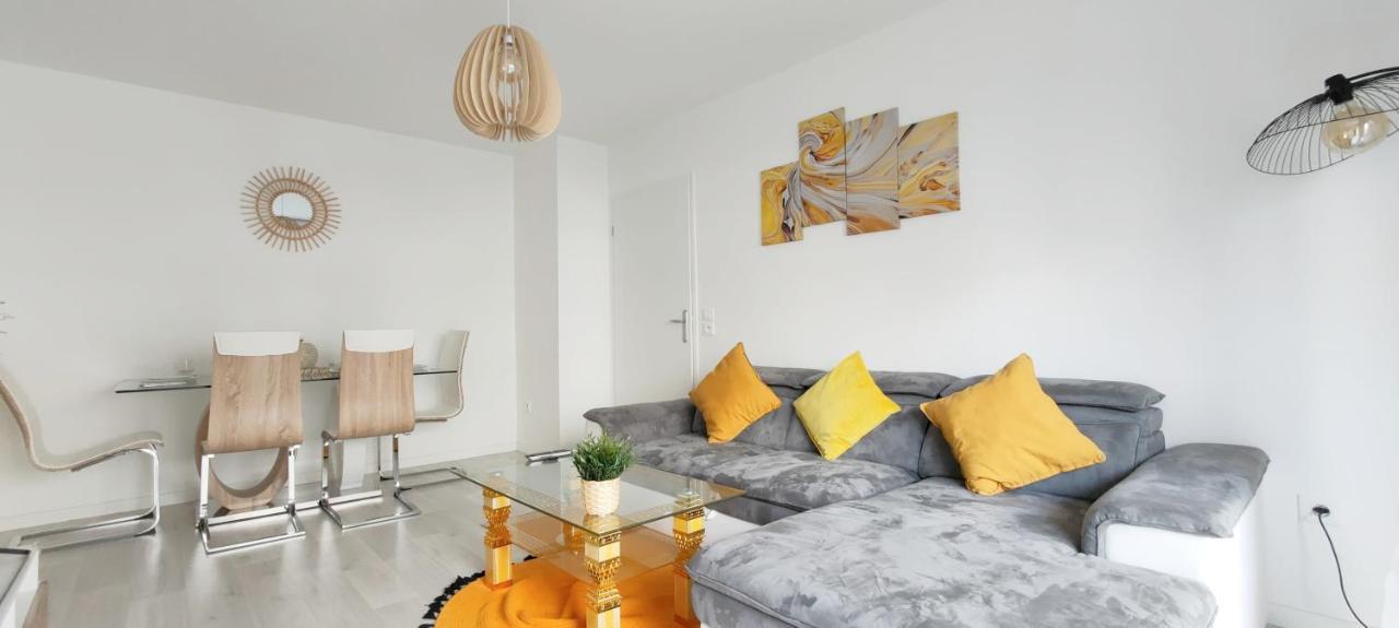 Chic Apart With Parking Near Paris Apartment Epinay-sur-Seine Exterior photo