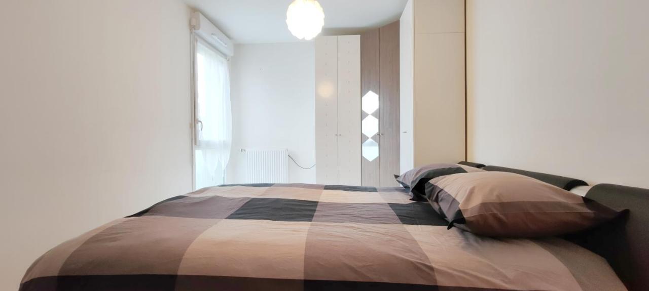 Chic Apart With Parking Near Paris Apartment Epinay-sur-Seine Exterior photo