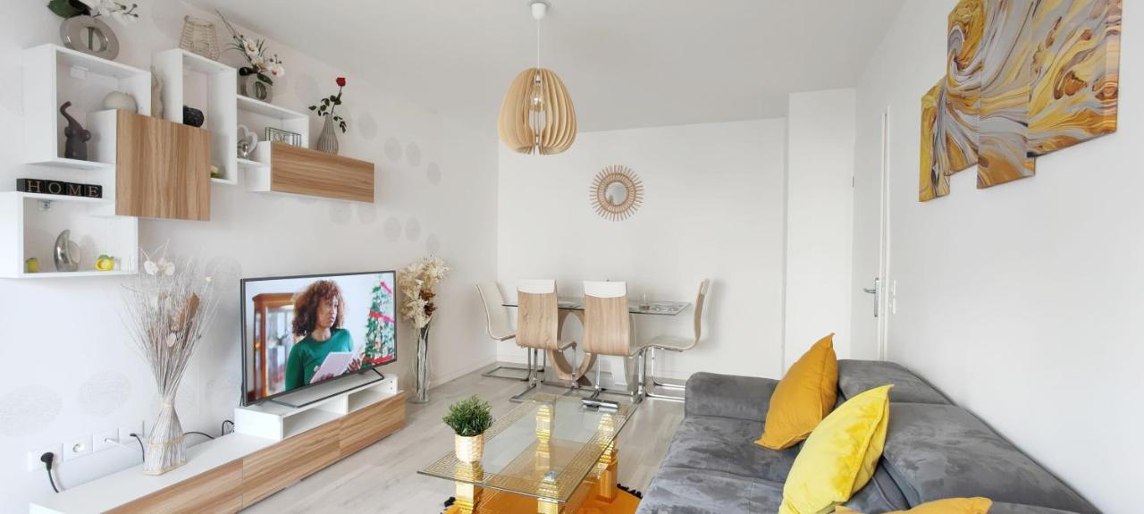 Chic Apart With Parking Near Paris Apartment Epinay-sur-Seine Exterior photo